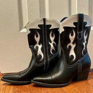 Black and White Western Cowboy Boots